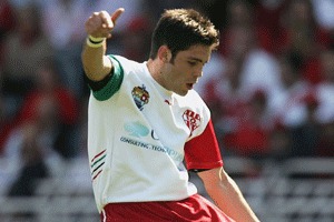 Biarittz kingpin Dimitri Yachvili says winning the Amlin Challenge Cup Final means a lot to his side Biarittz kingpin Dimitri Yachvili says winning the Amlin Challenge Cup Final means a lot to his side