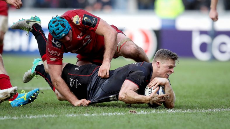 Chris Ashton's try at the death broke Scarlets' hearts and salvaged a 22-22 draw for defending European champions Saracens. - 15/01/2017 15:27