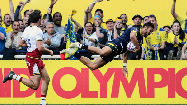 Clermont reach last four after beating Northampton in 13-try thriller