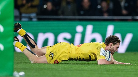 La Rochelle secure bonus point win over Sale