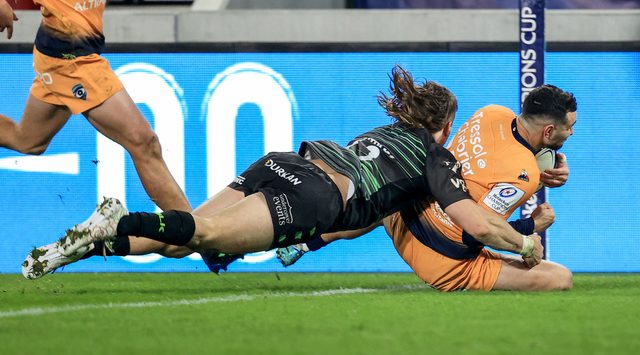 14-man London Irish beaten by Montpellier